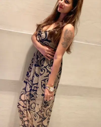Haidergarh Escort